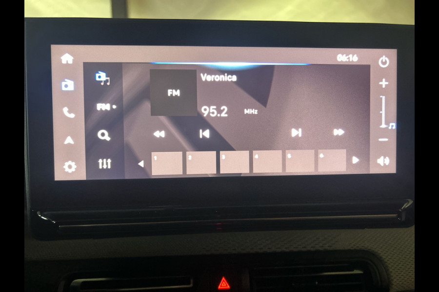 Citroën ë-C3 Max 44 kWh | Wit dak | Winterpakket | vanuit voorraad Rijklaar | Dealerprijs € 29.400,00 , dus 10% korting