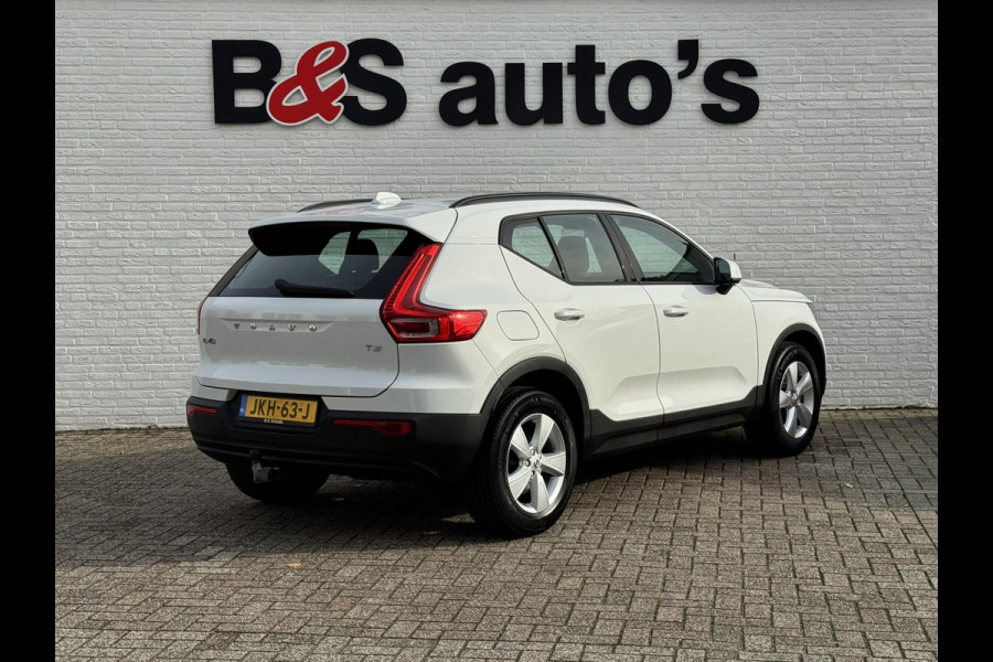 Volvo XC40 1.5 T3 Adaptive cruise Climate control Stoelverwarming Navigatie LED koplampen parkeersensor achter Volvo XC40 1.5 T3 Adaptive cruise Climate control Stoelverwarming Navigatie LED koplampen parkeersensor achter