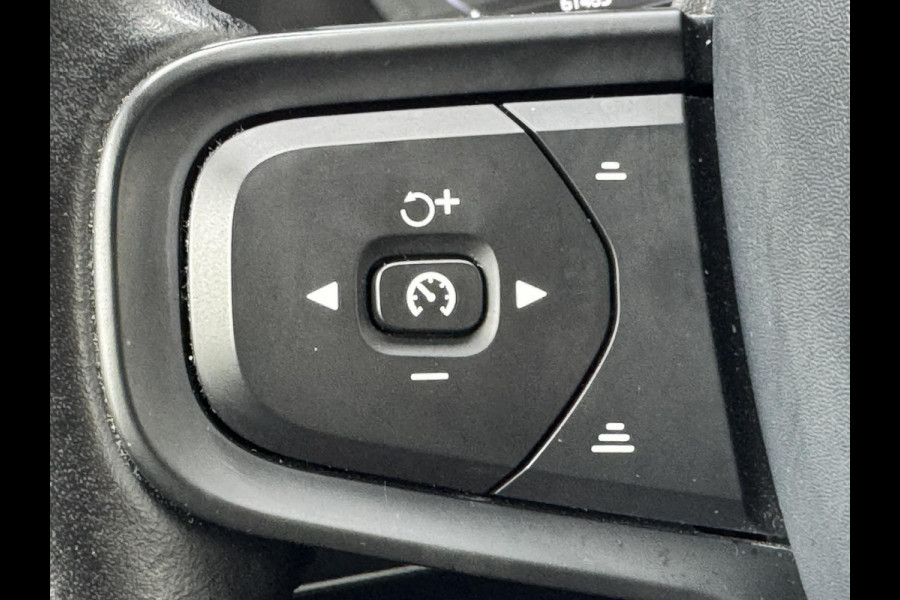 Volvo XC40 1.5 T3 Adaptive cruise Climate control Stoelverwarming Navigatie LED koplampen parkeersensor achter Volvo XC40 1.5 T3 Adaptive cruise Climate control Stoelverwarming Navigatie LED koplampen parkeersensor achter
