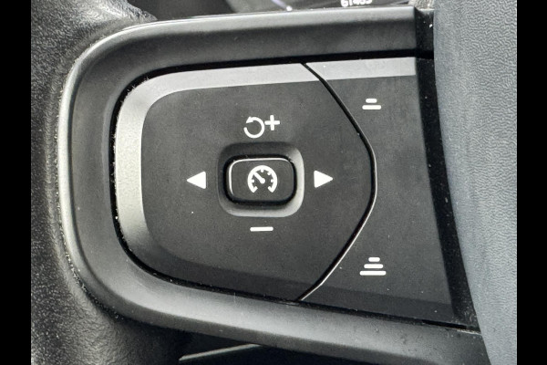 Volvo XC40 1.5 T3 Adaptive cruise Climate control Stoelverwarming Navigatie LED koplampen parkeersensor achter Volvo XC40 1.5 T3 Adaptive cruise Climate control Stoelverwarming Navigatie LED koplampen parkeersensor achter