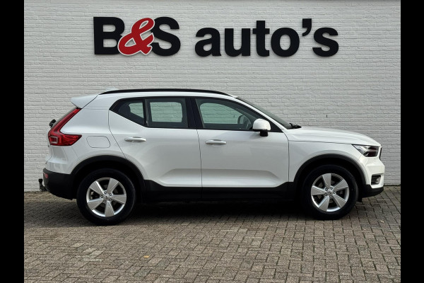 Volvo XC40 1.5 T3 Adaptive cruise Climate control Stoelverwarming Navigatie LED koplampen parkeersensor achter Volvo XC40 1.5 T3 Adaptive cruise Climate control Stoelverwarming Navigatie LED koplampen parkeersensor achter