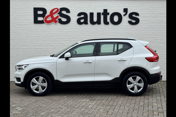 Volvo XC40 1.5 T3 Adaptive cruise Climate control Stoelverwarming Navigatie LED koplampen parkeersensor achter Volvo XC40 1.5 T3 Adaptive cruise Climate control Stoelverwarming Navigatie LED koplampen parkeersensor achter