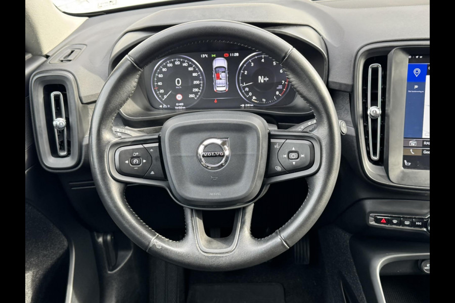 Volvo XC40 1.5 T3 Adaptive cruise Climate control Stoelverwarming Navigatie LED koplampen parkeersensor achter Volvo XC40 1.5 T3 Adaptive cruise Climate control Stoelverwarming Navigatie LED koplampen parkeersensor achter