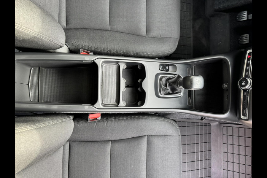 Volvo XC40 1.5 T3 Adaptive cruise Climate control Stoelverwarming Navigatie LED koplampen parkeersensor achter Volvo XC40 1.5 T3 Adaptive cruise Climate control Stoelverwarming Navigatie LED koplampen parkeersensor achter