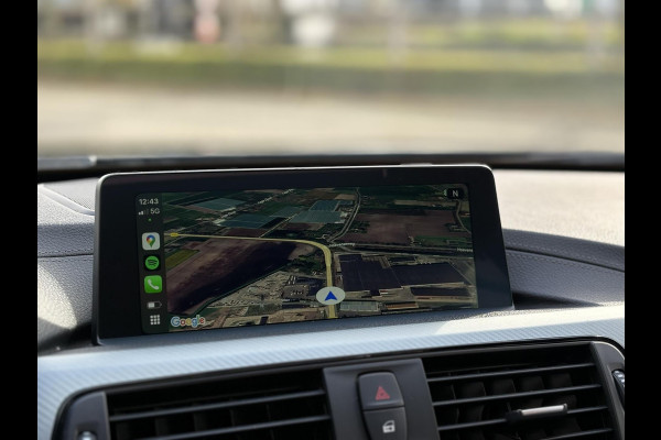 BMW 3 Serie 318i Corporate Lease High Executive | M Sport, Navi, Carplay/Android, Camera, Stoelverw., Leder, Cruise, Climate | NAP