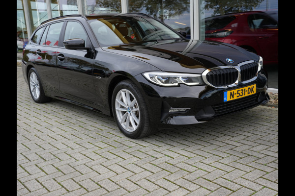BMW 3 Serie Touring 320e Business Edition Plus | Navigatie | SOH 91% | Laserlicht | Keyless BMW 3 Serie Touring 320e Business Edition Plus | Navigatie | SOH 91% | Laserlicht | Keyless