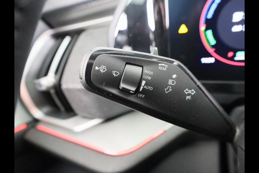 Škoda Kodiaq Sportline Business 1.5 TSI PHEV 204 PK | Elek. stoelen | Panoramadak | Verwarmbare stoelen voor en achter | Canton Sound |