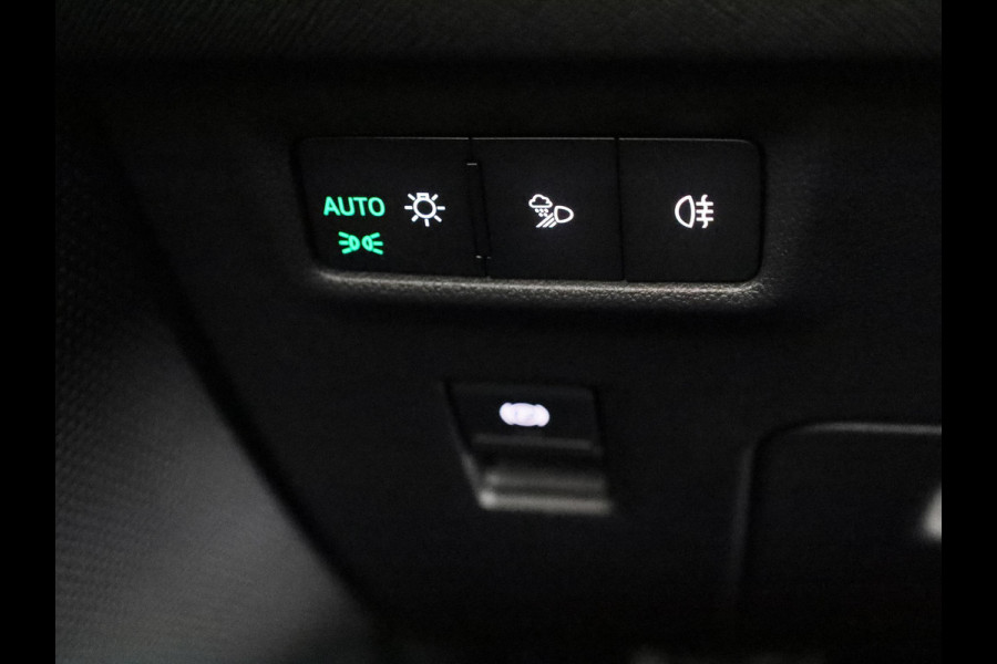 Škoda Kodiaq Sportline Business 1.5 TSI PHEV 204 PK | Elek. stoelen | Panoramadak | Verwarmbare stoelen voor en achter | Canton Sound |