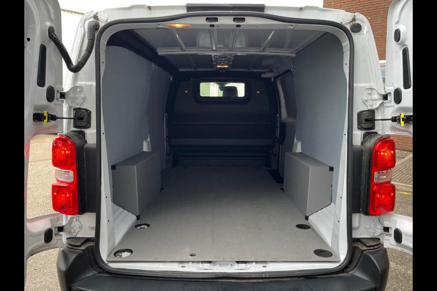 Citroën Jumpy 1.5 BlueHDI 100PK L3 / Rijklaar / Camera / Navi / 3 zits / App connect