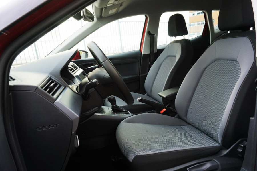 Seat Arona 1.0 TSI 115PK Launch Edition/Dealeronderhouden/ Trekhaak/Two-Tone.