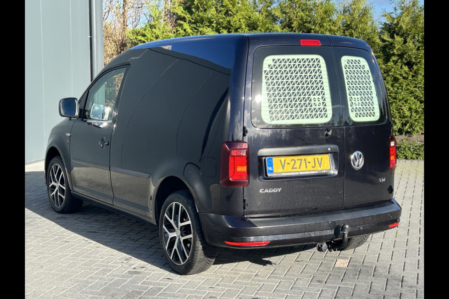 Volkswagen Caddy 2.0 TDI 102 PK / L1H1 / TREKHAAK / AIRCO / CRUISE / NAVI / BLUETOOTH / PDC