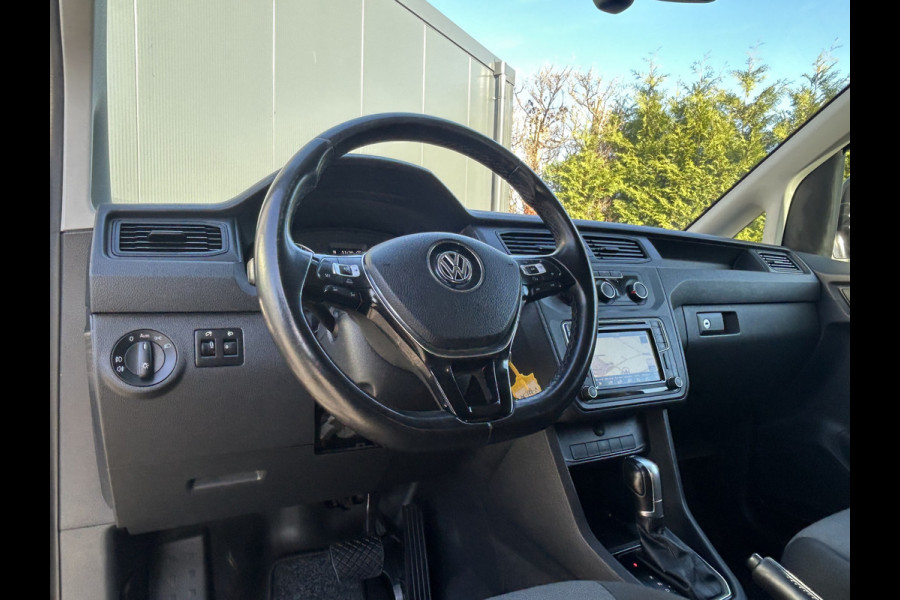 Volkswagen Caddy 2.0 TDI 102 PK / L1H1 / TREKHAAK / AIRCO / CRUISE / NAVI / BLUETOOTH / PDC