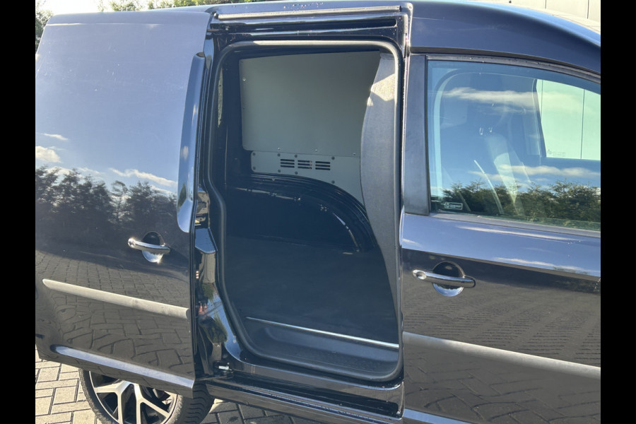 Volkswagen Caddy 2.0 TDI 102 PK / L1H1 / TREKHAAK / AIRCO / CRUISE / NAVI / BLUETOOTH / PDC