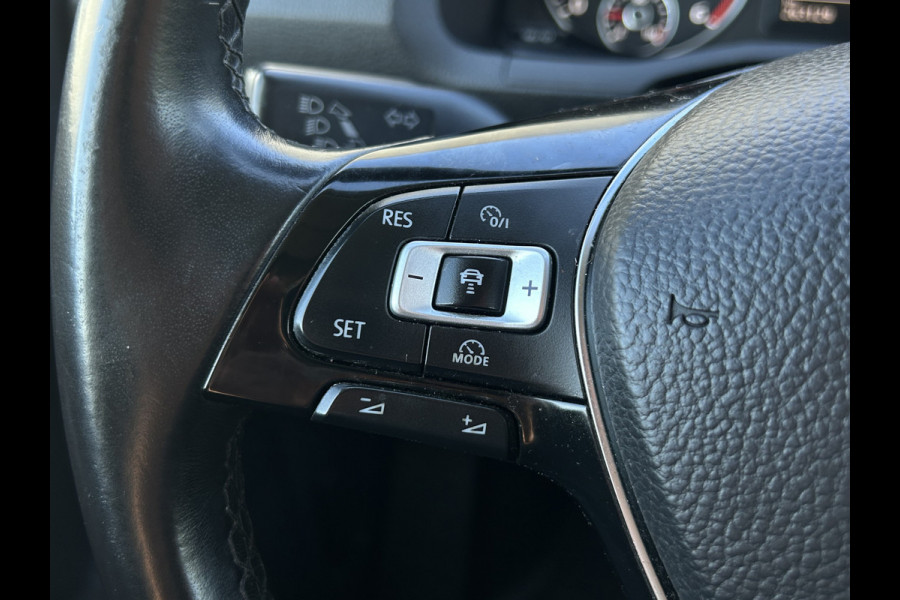 Volkswagen Caddy 2.0 TDI 102 PK / L1H1 / TREKHAAK / AIRCO / CRUISE / NAVI / BLUETOOTH / PDC