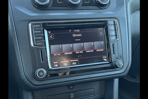 Volkswagen Caddy 2.0 TDI 102 PK / L1H1 / TREKHAAK / AIRCO / CRUISE / NAVI / BLUETOOTH / PDC