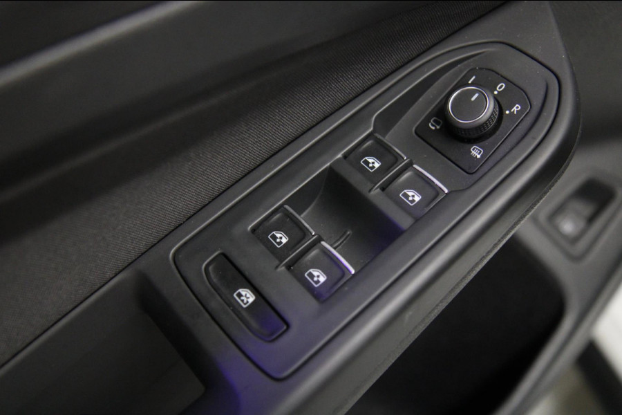 Volkswagen Golf 1.4 eHybrid GTE / PANO/HUD/IQLIGHT/CAM/CARPLAY/VOL