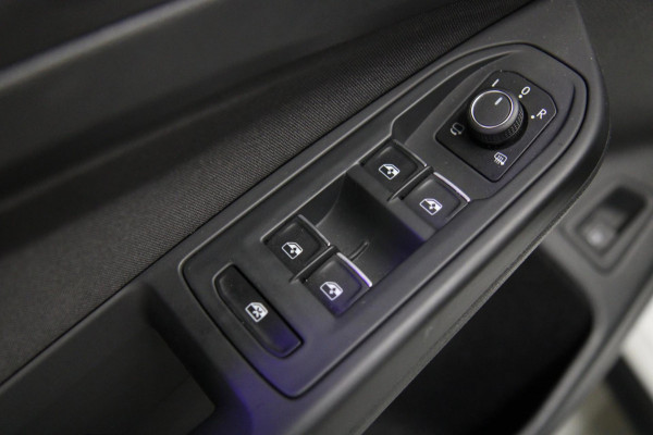 Volkswagen Golf 1.4 eHybrid GTE / PANO/HUD/IQLIGHT/CAM/CARPLAY/VOL