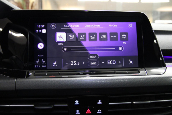 Volkswagen Golf 1.4 eHybrid GTE / PANO/HUD/IQLIGHT/CAM/CARPLAY/VOL