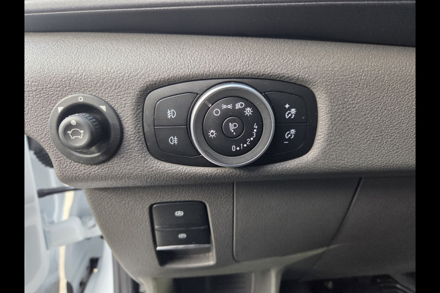 Ford E-Transit 350 L2H2 Trend 68 kWh Navi , Achteruitrijcamera Ford E-Transit 350 L2H2 Trend 68 kWh Navi , Achteruitrijcamera
