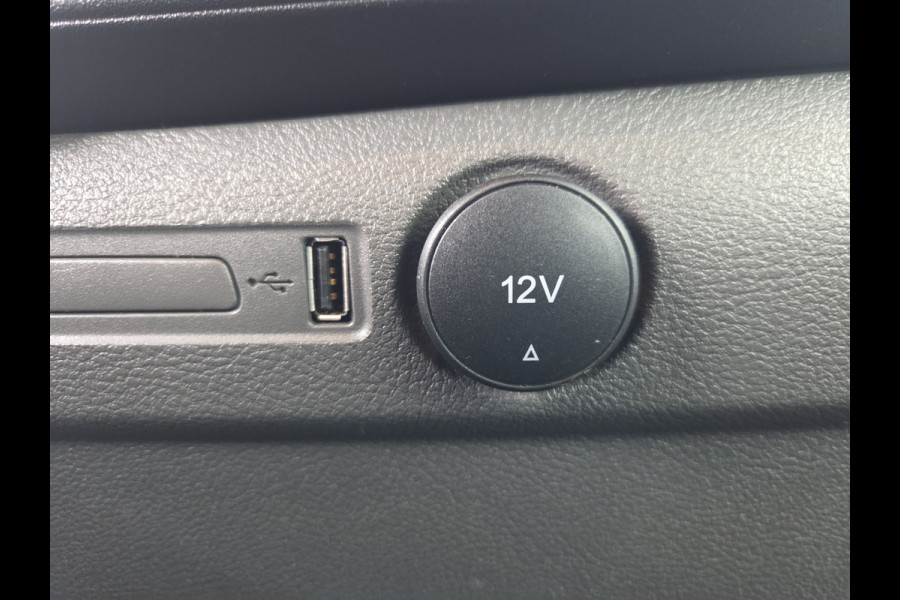 Ford E-Transit 350 L2H2 Trend 68 kWh Navi , Achteruitrijcamera Ford E-Transit 350 L2H2 Trend 68 kWh Navi , Achteruitrijcamera