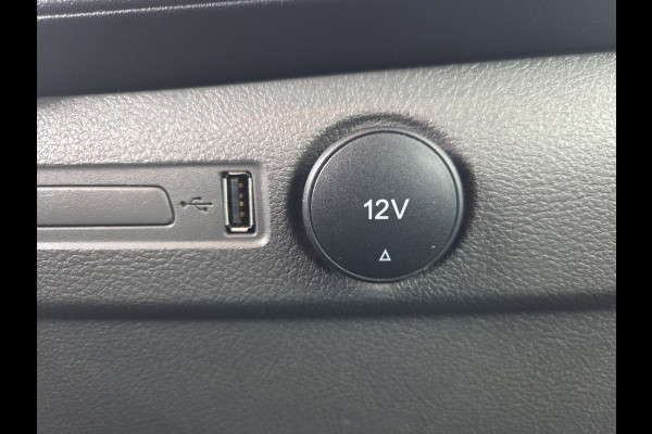 Ford E-Transit 350 L2H2 Trend 68 kWh Navi , Achteruitrijcamera Ford E-Transit 350 L2H2 Trend 68 kWh Navi , Achteruitrijcamera