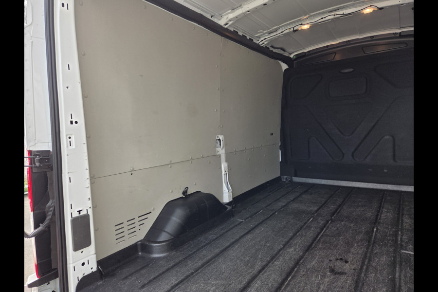 Ford E-Transit 350 L2H2 Trend 68 kWh Navi , Achteruitrijcamera Ford E-Transit 350 L2H2 Trend 68 kWh Navi , Achteruitrijcamera