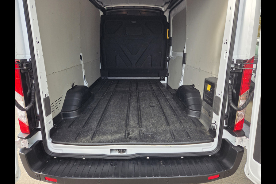 Ford E-Transit 350 L2H2 Trend 68 kWh Navi , Achteruitrijcamera Ford E-Transit 350 L2H2 Trend 68 kWh Navi , Achteruitrijcamera