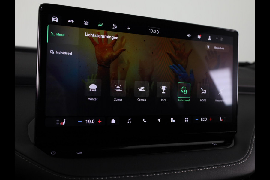 Škoda Enyaq 60 Sportline 204 pk | Panoramadak | Adaptive Cruise Control | Blind Spot | Škoda Enyaq 60 Sportline 204 pk | Panoramadak | Adaptive Cruise Control | Blind Spot |