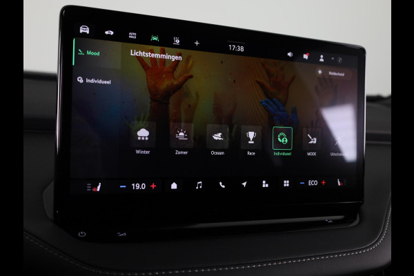 Škoda Enyaq 60 Sportline 204 pk | Panoramadak | Adaptive Cruise Control | Blind Spot | Škoda Enyaq 60 Sportline 204 pk | Panoramadak | Adaptive Cruise Control | Blind Spot |