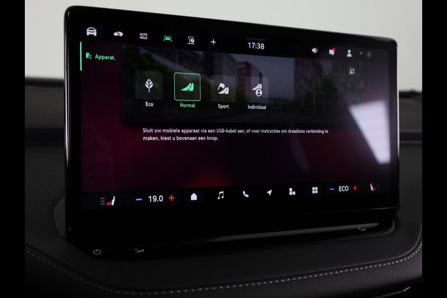 Škoda Enyaq 60 Sportline 204 pk | Panoramadak | Adaptive Cruise Control | Blind Spot | Škoda Enyaq 60 Sportline 204 pk | Panoramadak | Adaptive Cruise Control | Blind Spot |