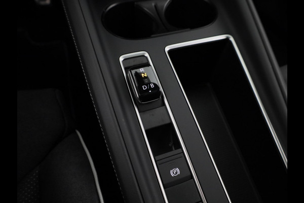 Škoda Enyaq 60 Sportline 204 pk | Panoramadak | Adaptive Cruise Control | Blind Spot | Škoda Enyaq 60 Sportline 204 pk | Panoramadak | Adaptive Cruise Control | Blind Spot |