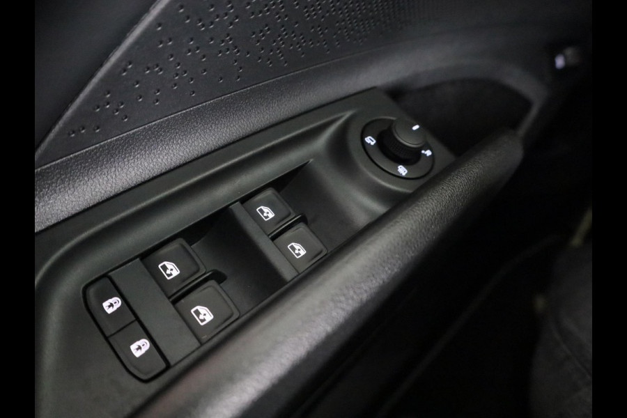 Škoda Enyaq 60 Sportline 204 pk | Panoramadak | Adaptive Cruise Control | Blind Spot | Škoda Enyaq 60 Sportline 204 pk | Panoramadak | Adaptive Cruise Control | Blind Spot |