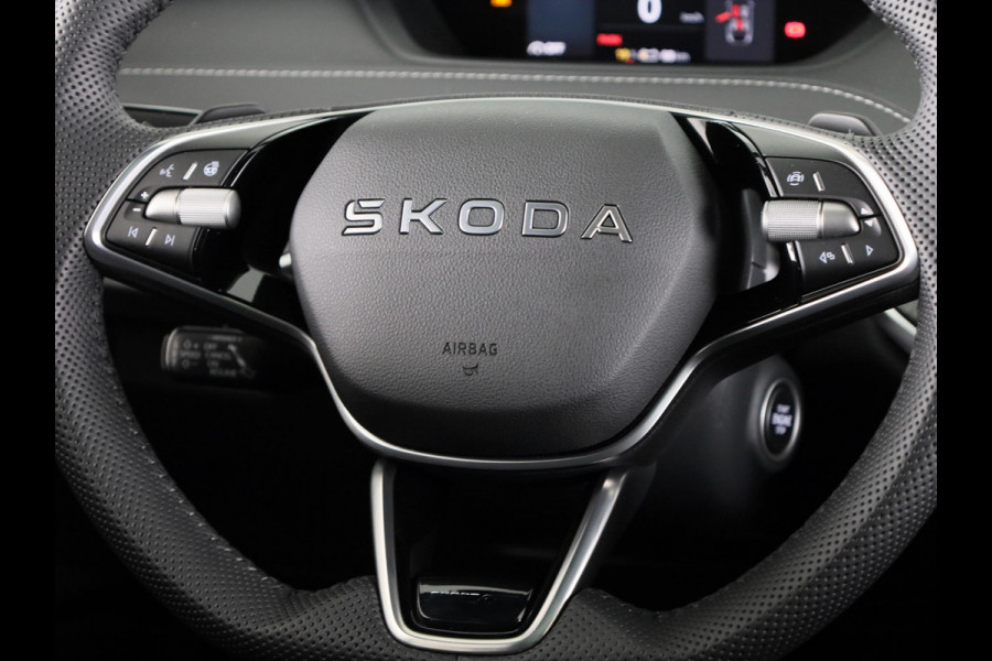 Škoda Enyaq 60 Sportline 204 pk | Panoramadak | Adaptive Cruise Control | Blind Spot | Škoda Enyaq 60 Sportline 204 pk | Panoramadak | Adaptive Cruise Control | Blind Spot |
