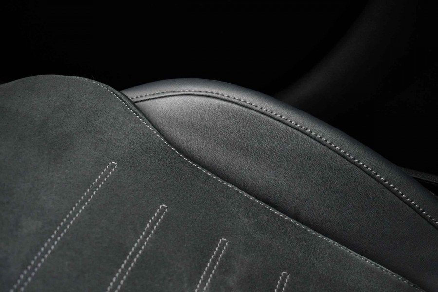 Mercedes-Benz C-Klasse Estate 300 e AMG Pano 360-camera Night-pakket