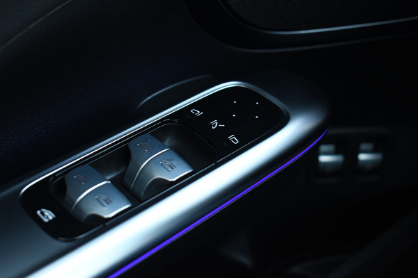 Mercedes-Benz C-Klasse Estate 300 e AMG Pano 360-camera Night-pakket