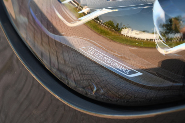 Mercedes-Benz C-Klasse Estate 300 e AMG Pano 360-camera Night-pakket