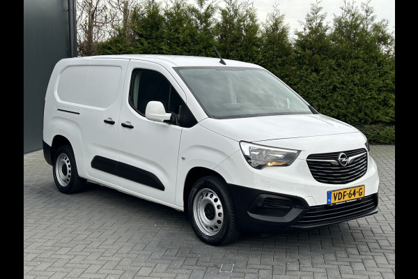 Opel Combo 1.5D 102 PK / L2H1 / 22.719 KM !! / 1e EIG. / INRICHTING / AIRCO / CRUISE / NAVI / APPLE CARPLAY / PDC