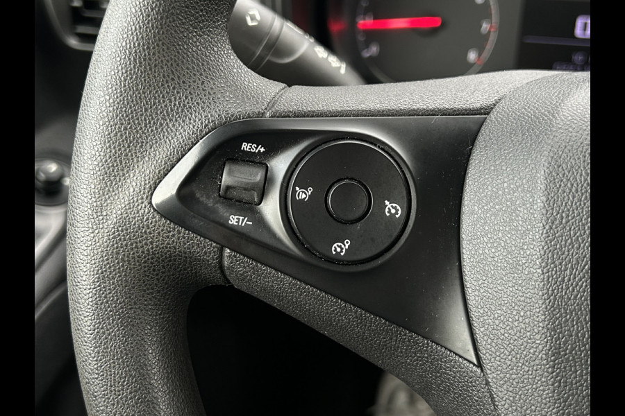 Opel Combo 1.5D 102 PK / L2H1 / 22.719 KM !! / 1e EIG. / INRICHTING / AIRCO / CRUISE / NAVI / APPLE CARPLAY / PDC