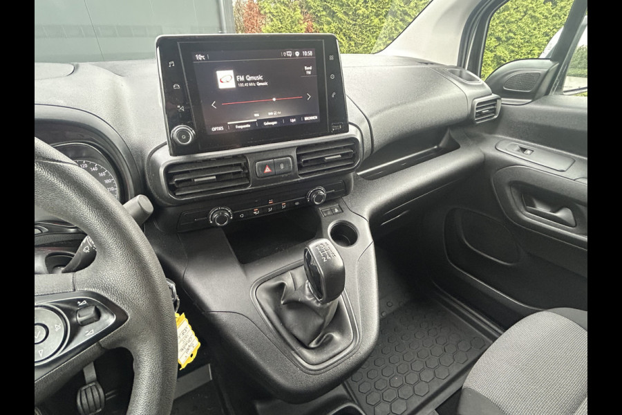 Opel Combo 1.5D 102 PK / L2H1 / 22.719 KM !! / 1e EIG. / INRICHTING / AIRCO / CRUISE / NAVI / APPLE CARPLAY / PDC