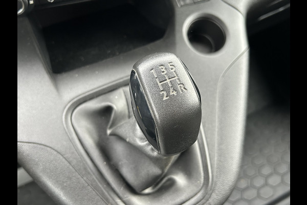 Opel Combo 1.5D 102 PK / L2H1 / 22.719 KM !! / 1e EIG. / INRICHTING / AIRCO / CRUISE / NAVI / APPLE CARPLAY / PDC