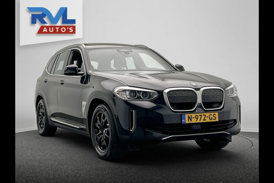 BMW iX3 Executive 80 kWh * SOH 98% * Pano/dak Trekhaak Camera Origineel NL