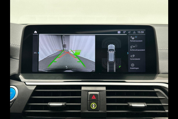 BMW iX3 Executive 80 kWh * SOH 98% * Pano/dak Trekhaak Camera Origineel NL