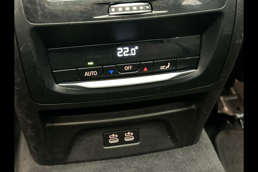 BMW iX3 Executive 80 kWh * SOH 98% * Pano/dak Trekhaak Camera Origineel NL