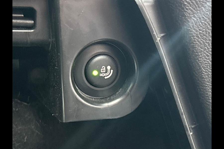 BMW iX3 Executive 80 kWh * SOH 98% * Pano/dak Trekhaak Camera Origineel NL