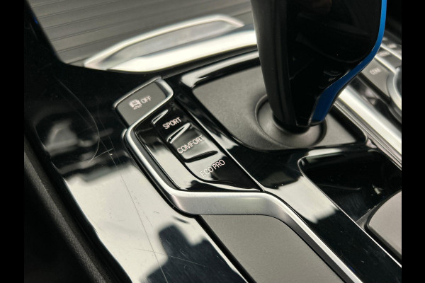 BMW iX3 Executive 80 kWh * SOH 98% * Pano/dak Trekhaak Camera Origineel NL