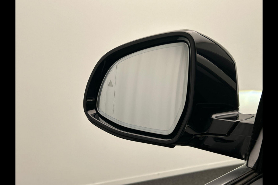 BMW iX3 Executive 80 kWh * SOH 98% * Pano/dak Trekhaak Camera Origineel NL