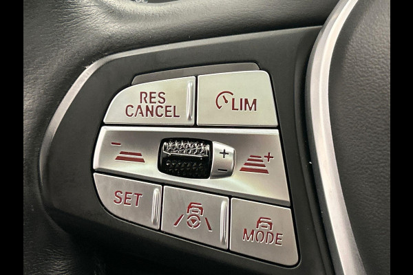 BMW iX3 Executive 80 kWh * SOH 98% * Pano/dak Trekhaak Camera Origineel NL