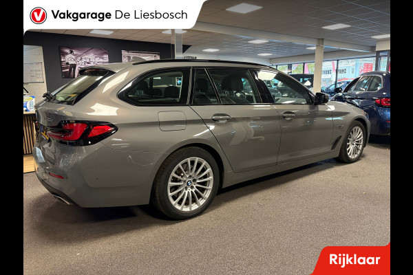 BMW 5 Serie Touring 530e High Executive / leder / panorama-dak / trekhaak / Harman kardon / head-up