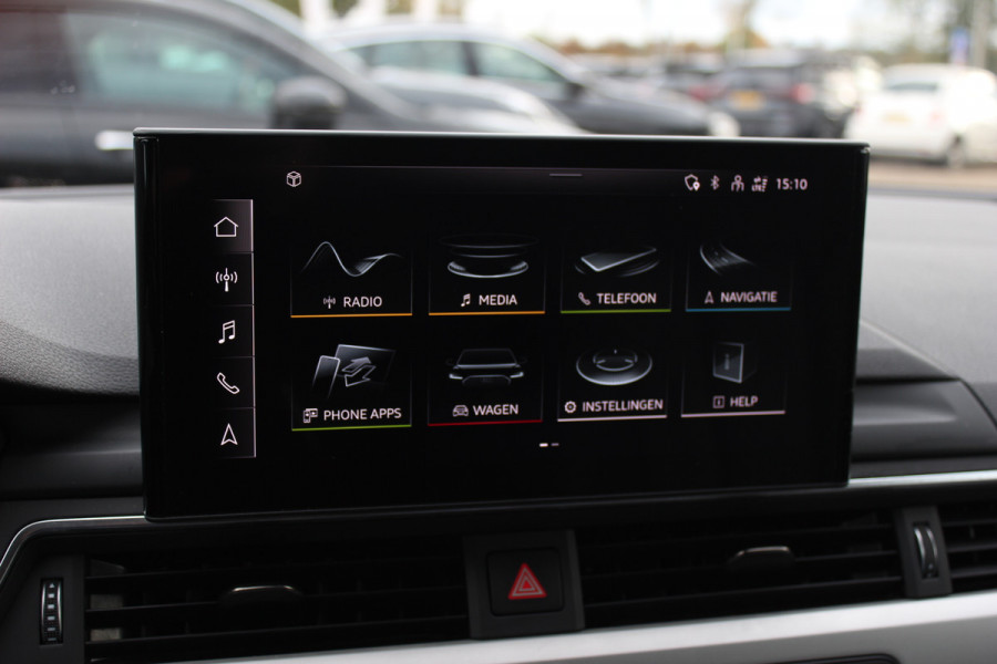 Audi A4 Avant 35 TFSI Launch edition Sport / Leder / Virtual Cockpit / Navigatie / Parkeerhulp V+A / 18'' / Stoelverwarming / Cruise Control