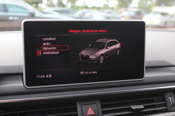 Audi RS4 Avant 2.9 TFSI quattro / Full option / Keramisch / Panoramadak / 360Camera / Carbon / Head-up / Sportuitlaat / 20'' / Luxe Leder / Dodehoek / Virtual Cockpit / Stoelmassage / B&O Audi RS4 Avant 2.9 TFSI quattro / Full option / Keramisch / Panoramadak / 360Camera / Carbon / Head-up / Sportuitlaat / 20'' / Luxe Leder / Dodehoek / Virtual Cockpit / Stoelmassage / B&O